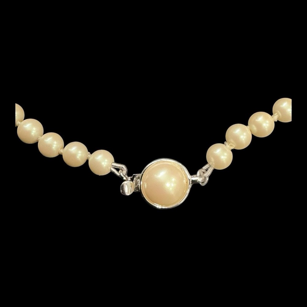 Carolee Vintage Faux Pearl Necklace 19" New Old‎ Stock Collectible